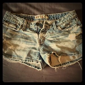 Ripped denim shorts